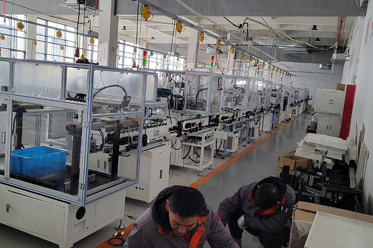 Linea di produzione del rotore del motore di spinta con la linea a catena
